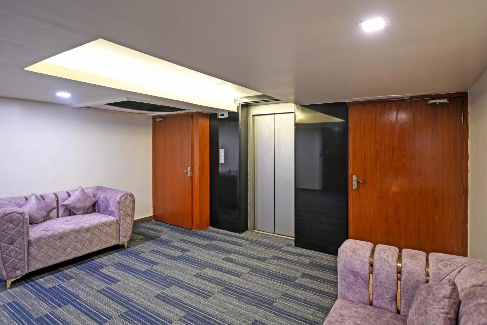 Palette Madhapur Hotel Hyderabad Exterior foto